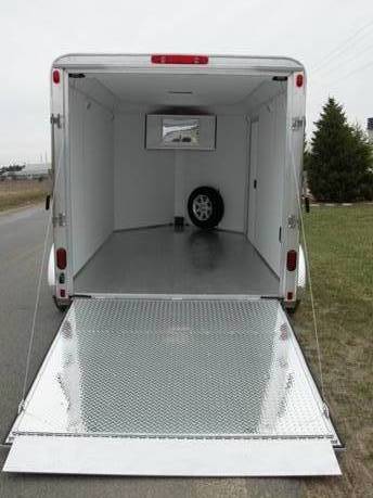 Flooring Walls And Ceiling R P Carriages Cargo Utility Dump Equipment Car Haulers Enclosed Trailers In Chicago Ottawa Dekalb Joliet Il - Vinyl Walls For Enclosed Trailer