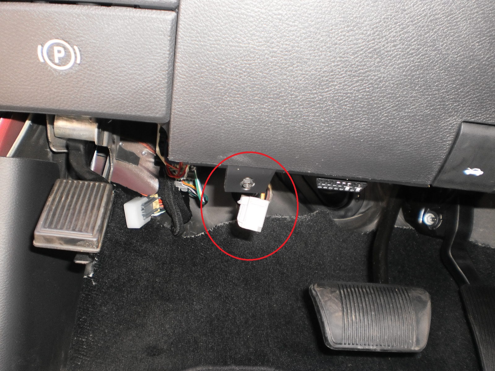 2012 Dodge Ram Truck Brake Controller Installation ... dodge trailer brake controller wiring diagram 